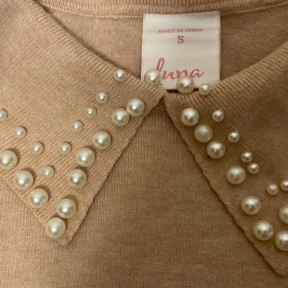 Luna Women's Dusty Pink Sweater with Pearl Collar - Picture 5 of 6